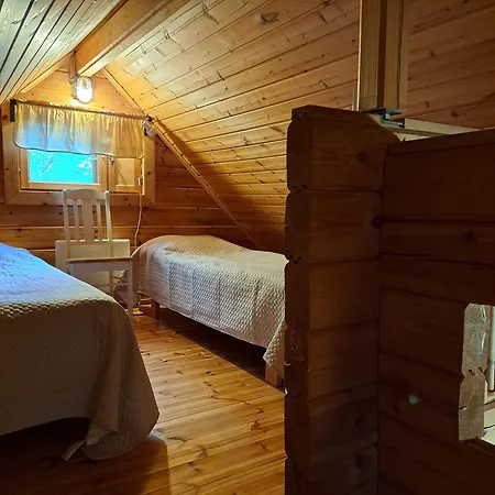 Lomahyppaeys Σαλέ Naantali